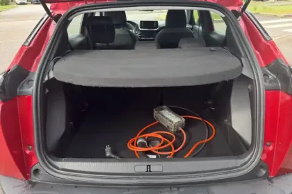 Photo 8 Peugeot 2008  Moteur électrique 136 ch