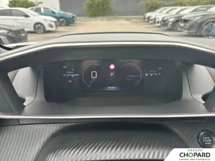 Photo 16 Peugeot 2008  Hybrid 145 e-DCS6