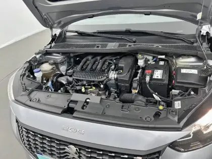 Photo 32 Peugeot 208  PureTech 75 S&S BVM5