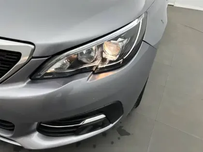 Photo 41 Peugeot 308  BlueHDi 100ch S&S BVM6