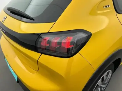 Photo 40 Peugeot 208  Electrique 50 kWh 136ch
