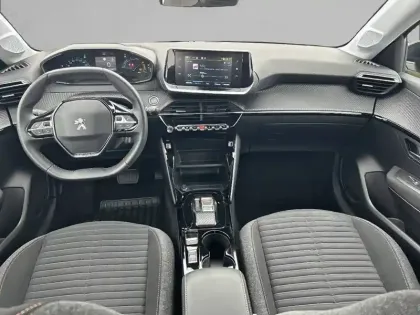 Photo 31 Peugeot 208  Electrique 50 kWh 136ch