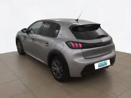 Photo 26 Peugeot 208  Electrique 50 kWh 136ch