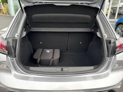 Photo 5 Peugeot 208  Electrique 50 kWh 136ch