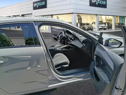 Photo 24 Peugeot 308  Hybrid 145 e-DCS6 Allure