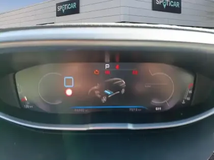 Photo 20 Peugeot 5008  Hybrid 136 e-DCS6 Allure Pack