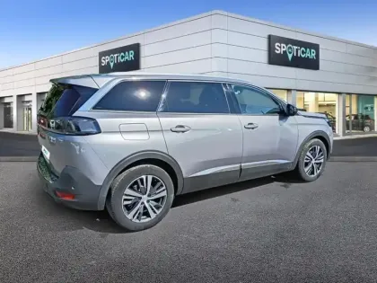 Photo 27 Peugeot 5008  Hybrid 136 e-DCS6 Allure Pack