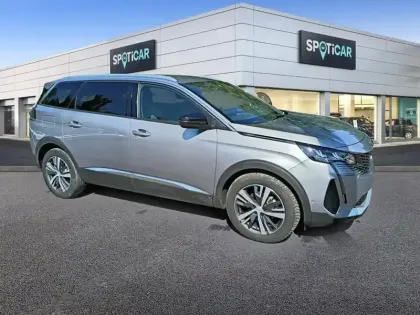 Photo 28 Peugeot 5008  Hybrid 136 e-DCS6 Allure Pack