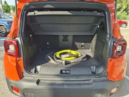 Photo 7 Jeep Renegade  1.3 Turbo T4 190 ch PHEV AT6 4xe eAWD 80th Anniversary