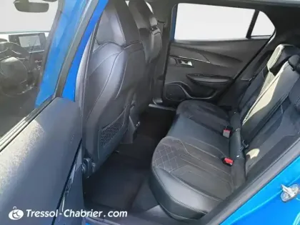 Photo 24 Peugeot 2008  PureTech 155 S&S EAT8 GT