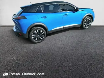 Photo 12 Peugeot 2008  PureTech 155 S&S EAT8 GT