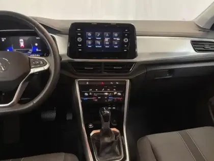 Photo 9 Volkswagen T-roc 1.5 TSI EVO2 150 Start/Stop DSG7 VW Edition