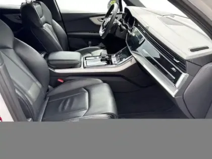 Photo 19 Audi Q7 50 TDI 286 Tiptronic 8 Quattro 7pl S line