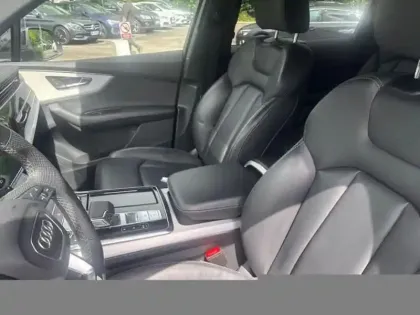 Photo 18 Audi Q7 50 TDI 286 Tiptronic 8 Quattro 7pl S line