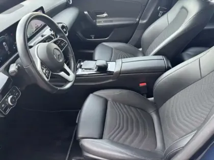 Photo 15 Mercedes Classe A 250 e Business Line