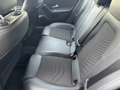 Photo 14 Mercedes Classe A 250 e Business Line