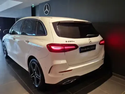 Photo 14 Mercedes Classe B 250 e AMG Line