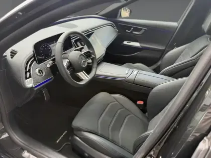 Photo 34 Mercedes Classe E  220 d AMG Line Berlin