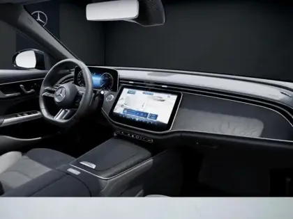 Photo 8 Mercedes Classe E  220 d AMG Line Berlin