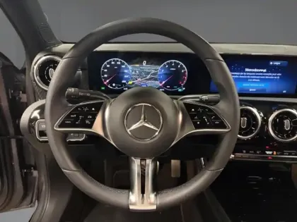 Photo 15 Mercedes Classe A 180 Progressive Line