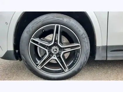 Photo 8 Mercedes GLA 250 e AMG Line
