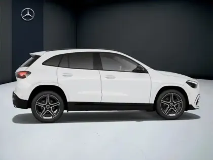 Photo 18 Mercedes GLA 180 d AMG Line