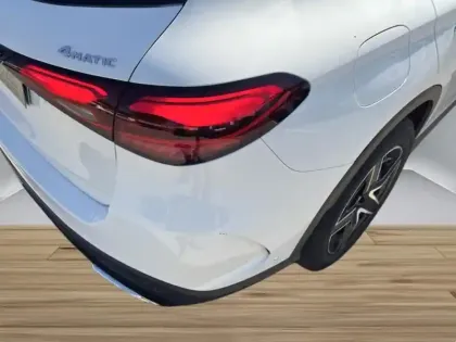 Photo 9 Mercedes GLC  220 d 4MATIC AMG Line