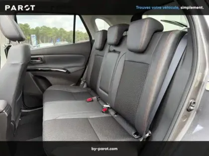 Photo 8 Suzuki S-Cross 1.4 Boosterjet Hybrid 110ch Xplore Auto