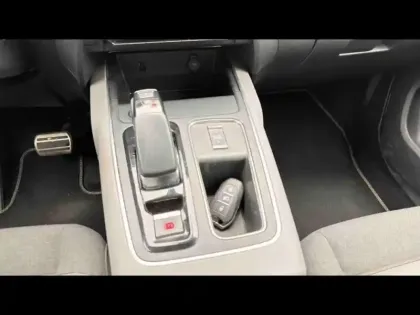 Photo 21 Citroën C5 aircross Hybrid 225ch Shine Pack e-EAT8 + Attelage