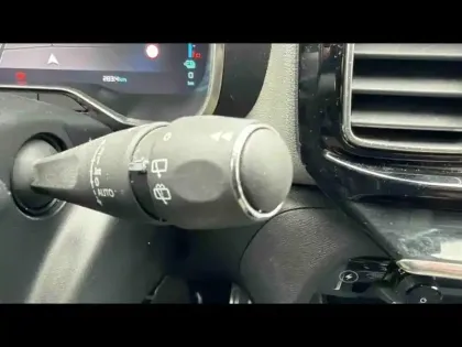 Photo 27 Citroën C5 aircross Hybrid 225ch Shine Pack e-EAT8 + Attelage