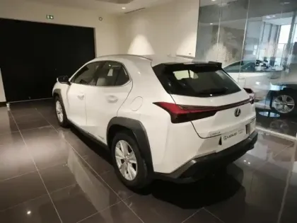 Photo 5 Lexus UX  250h 2WD Pack Confort Business MY20