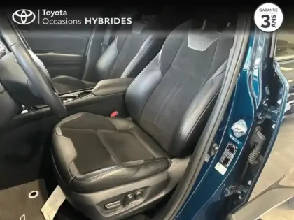 Photo 10 Toyota C-HR  2.0 Hybride 184ch Collection E-CVT Alcantara