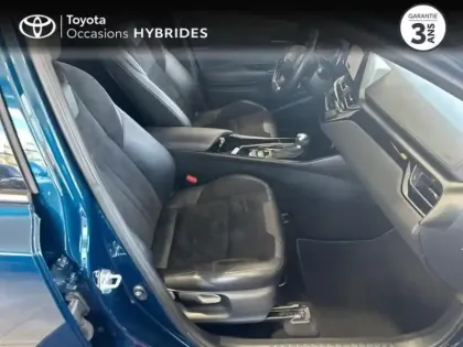 Photo 5 Toyota C-HR  2.0 Hybride 184ch Collection E-CVT Alcantara