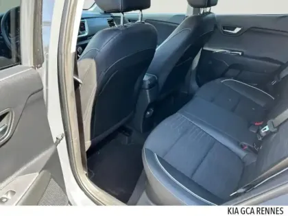 Photo 13 Kia Stonic  1.0 T-GDi 120ch MHEV GT Line