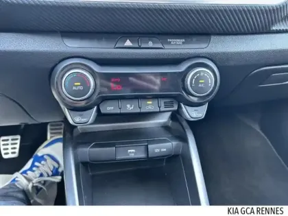 Photo 10 Kia Stonic  1.0 T-GDi 120ch MHEV GT Line