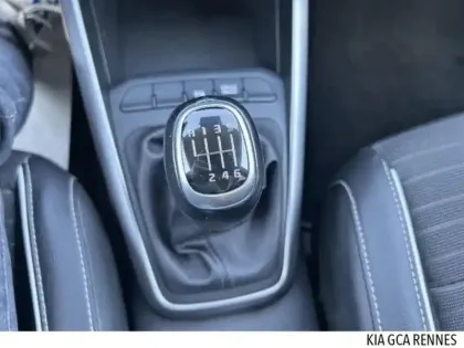 Photo 8 Kia Stonic  1.0 T-GDi 120ch MHEV GT Line