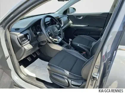 Photo 12 Kia Stonic  1.0 T-GDi 120ch MHEV GT Line