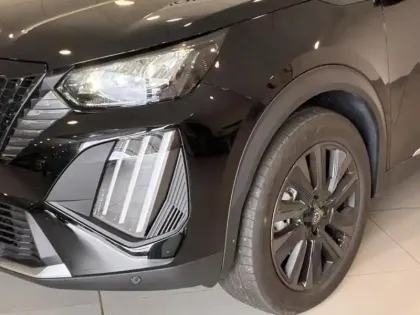 Photo 5 Peugeot 2008  1.2 Hybrid 145ch Envy e-DCS6