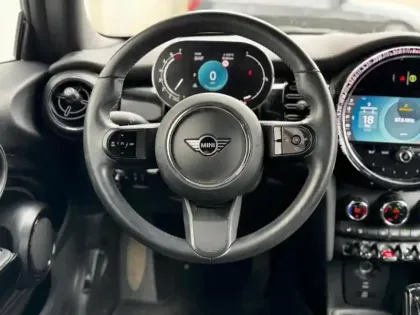 Photo 7 Mini Mini  Cooper 136ch Edition Premium BVA7