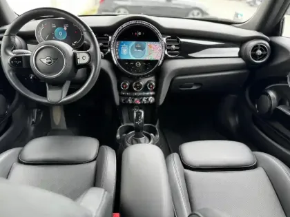 Photo 24 Mini Mini  Cooper 136ch Edition Premium BVA7
