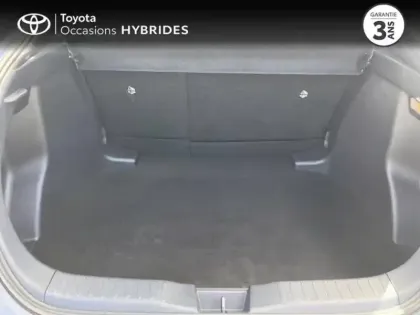 Photo 9 Toyota C-HR  1.8 Hybride 140ch Dynamic NG23