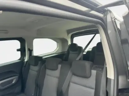 Photo 11 Toyota Proace  CITY Verso Long 1.5 130 D-4D Dynamic