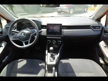 Photo 8 Renault Clio  1.6 E-Tech hybride 140ch Zen -21N
