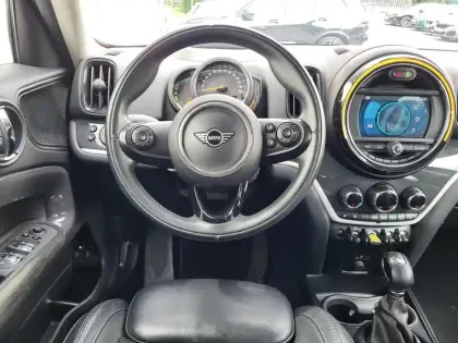 Photo 23 Mini Countryman  Cooper SE 136ch + 88ch Chili ALL4 BVA6 7cv