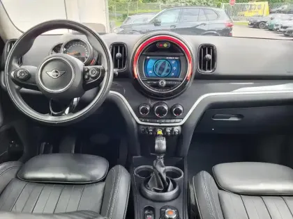 Photo 22 Mini Countryman  Cooper SE 136ch + 88ch Chili ALL4 BVA6 7cv