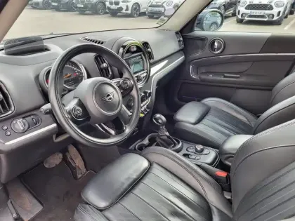 Photo 21 Mini Countryman  Cooper SE 136ch + 88ch Chili ALL4 BVA6 7cv