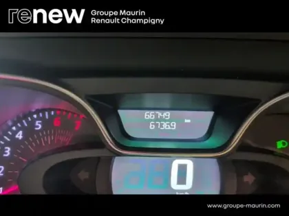 Photo 41 Renault Captur  1.3 TCe 130ch FAP Sunset