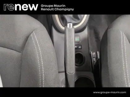 Photo 42 Renault Captur  1.3 TCe 130ch FAP Sunset