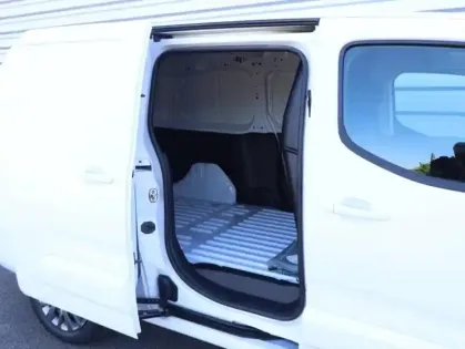 Photo 11 Peugeot Partner  XL 950kg BlueHDi 130ch S&S EAT8