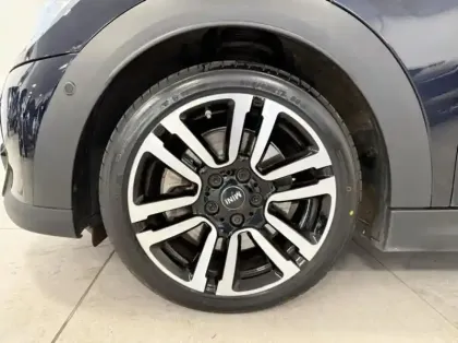 Photo 8 Mini Mini  Cooper S 178ch Edition Premium Plus BVA7